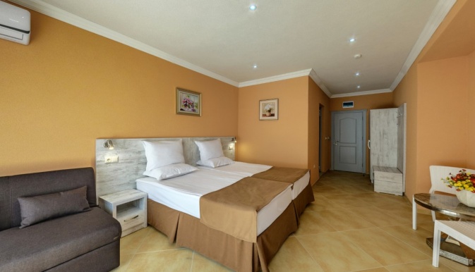 RIVA_PARK_HOTEL_SUNY_BEACH_BULGARIA_AIR_TOUR_TRAVEL